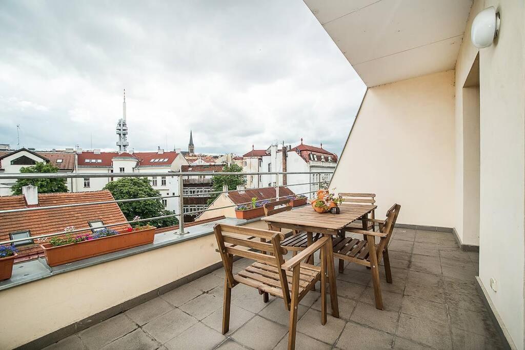Great Terrace In Big, Flat Praag